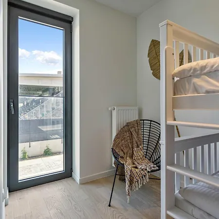 Huswell - Spacious Family Retreat With Terrace * Oostende