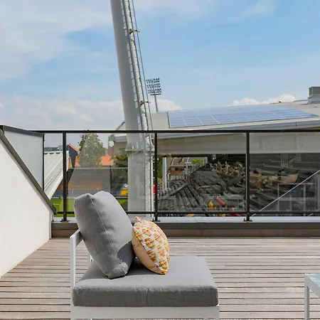 Huswell - Spacious Family Retreat With Terrace Vakantiehuis Oostende