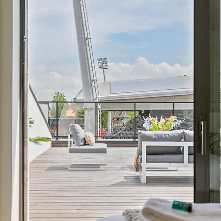 Huswell - Spacious Family Retreat With Terrace * Ostend